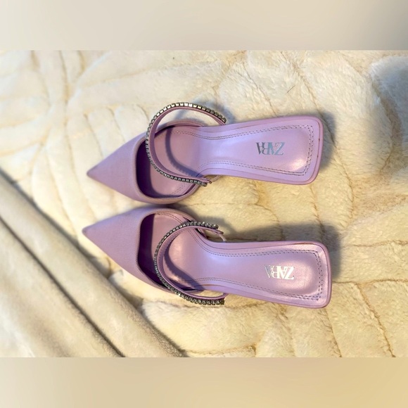 ❌⭕️SOLD ⭕️❌ Zara puprle lilac kitten heels sparkly - Picture 3 of 12